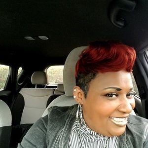 Meet your Posher, Debra